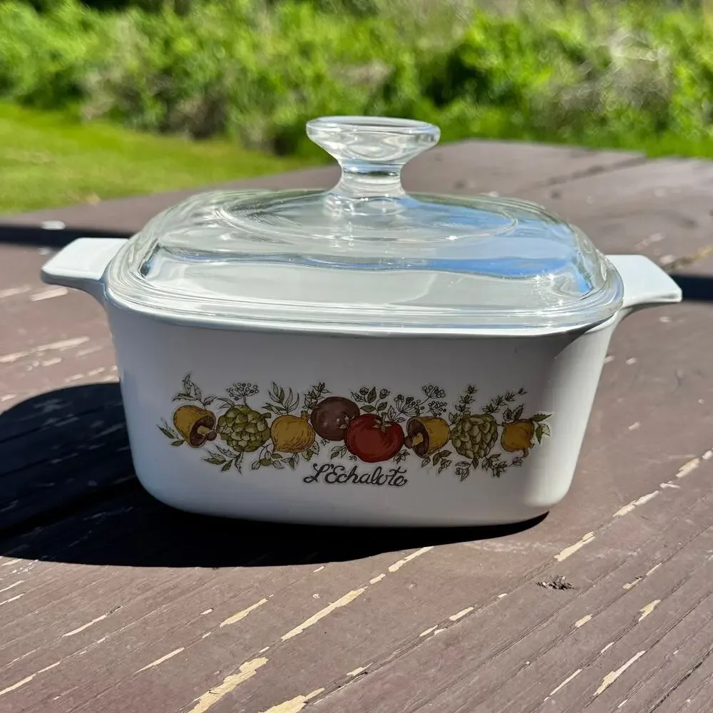 Vintage Corning Ware Spice of Life Casserole Dish with Lid 1.5 L